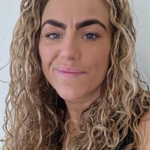 V