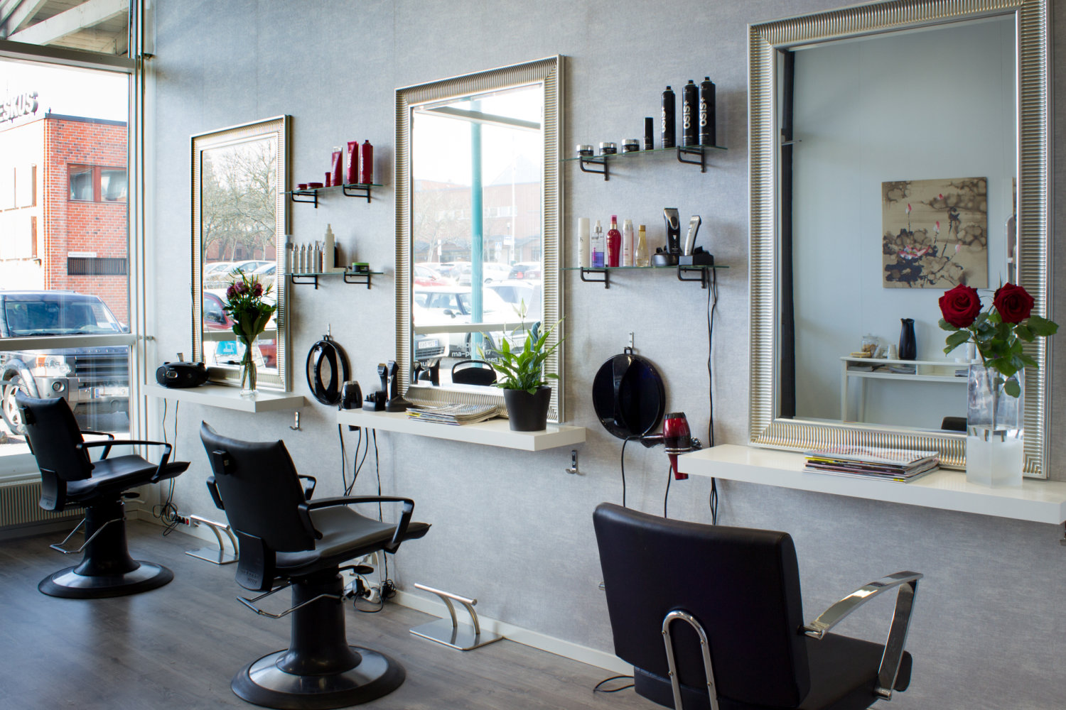 Kuvahaun tulos haulle parturi kampaamo tuulia tuusula