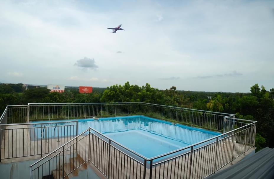 Rooftop Swimming Pool