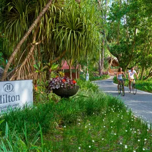 Labriz Silhouette Seychelles in Outer Islands:  Hilton Seychelles Labriz - Fahrrad