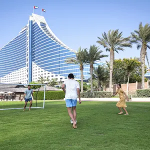 Jumeirah Beach Hotel in Dubai:  Jumeirah Beach Hotel