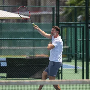 Jumeirah Beach Hotel in Dubai:  Jumeirah Beach Hotel - Tennis Court