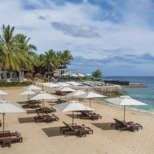 Hong Kong & Inseltraum Philippinen: beach: Crimson Resort and Spa Mactan