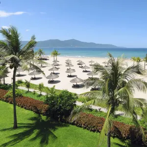 Furama Resort and Villas Danang:  Vietnam Furama Resort Danang Strand