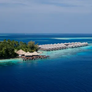 Coco Bodu Hithi in Malediven:  Coco Bodu Hithi Aerial View