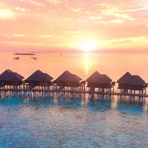 Sun Siyam Vilu Reef in Malediven:  Malediven Sun Siyam Vilu Reef Sonnenuntergang