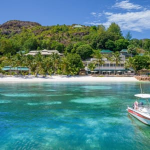 Hotel L`Archipel in Praslin:  Seychellen Hotel L`Archipel Strand