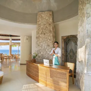 The Sankara Beach Resort Nusa Penida:  The Sankara Beach Resort Nusa Penida Lobby