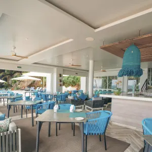 Carana Beach Hotel in Mahé:  Carana Beach Hotel