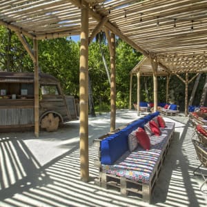 Constance Moofushi Maldives in Malediven:  Constance Moofushi Maldives - Bar