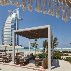 Jumeirah Beach Hotel in Dubai:  Jumeirah Beach Hotel - Nuska Beach
