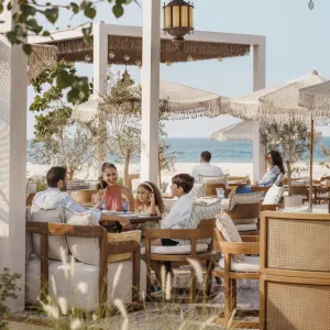 Jumeirah Beach Hotel in Dubai:  Jumeirah Beach Hotel - Restaurant