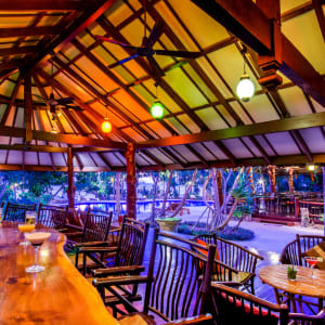 Koh Jum Beach Villas in Krabi:  Koh Jum Beach Villas Bar