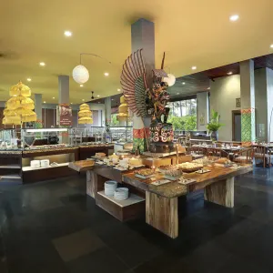 Legian Beach Hotel in Süd-Bali:  Legian Beach Bale Banjar Restaurant