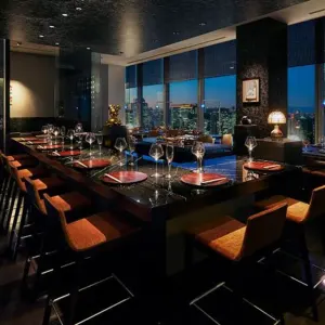 Park Hotel Tokyo in Tokio:  Park Hotel Tokio - Restaurant