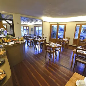 Tsilaosa Hotel & Spa in Cilaos:  Reunion Tsilaosa Hotel und Spa  Frühstücksbuffet