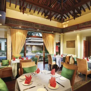 Nirwana Resort Hotel Bintan in Singapur:  Singapur Nirwana Resort Hotel Restaurant