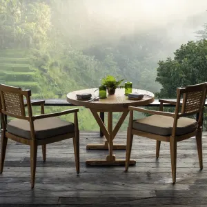 Buahan - a Banyan Tree Escape in Zentral-Bali | Ubud:  Buahan A Banyan Tree Escape The Botanist Lounge