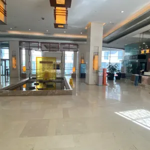 Mercure Downtown Hotel in Peking:  China Peking Mercure Downtown - Rezeption 