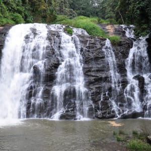 Schätze des Südens ab Telangana | Hyderabad: Indien Coorg Abbey Wasserfälle