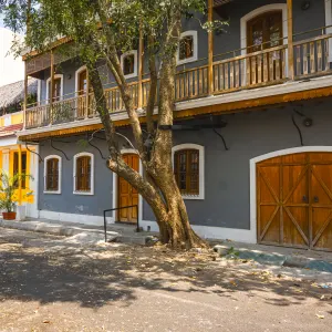 Küstenflair und Tempel ab Tamil Nadu | Koromandelküste | Chennai: Indien Puducherry Häuser