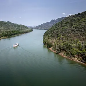 Boheme: Flussfahrt zu den Schätzen des Mekong, LPQ-VTE ab Luang Prabang: Laos Flussfahrt zu den Schätzen des Mekong