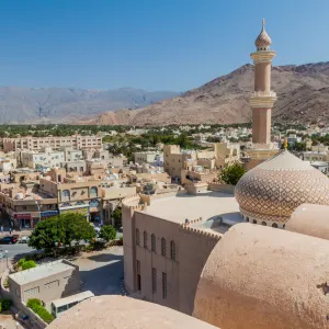 Nizwa und Umgebung, EN, Ganztägig in Muscat: Oman Nizwa Stadtansicht