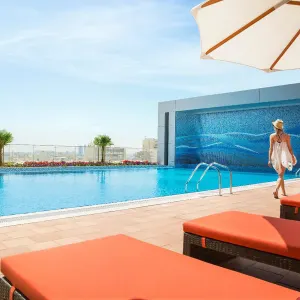 Downtown Rotana in Manama:  Manama Downtown Rotana Pool