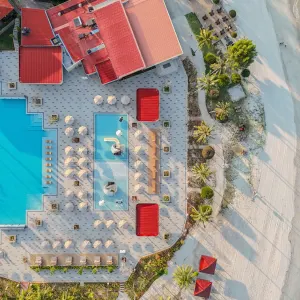 Pelangi Beach Resort & Spa Langkawi:  Pelangi Beach Resort and Spa Langkawi Pool