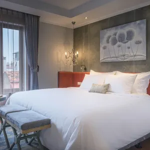 Bespoke Trendy Hotel Hanoi:  Bespoke Trendy Suite