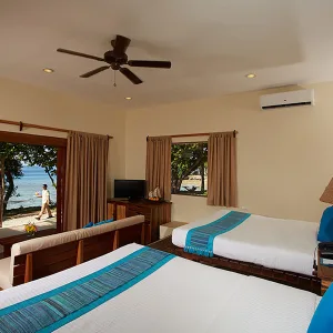 Bluewater Sumilon Island Resort in Cebu:  Bluewater Sumilon Island Premier Deluxe Zimmer