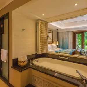 Constance Lemuria Seychelles in Praslin:  Constance Lemuria Seychelles Junior Suite