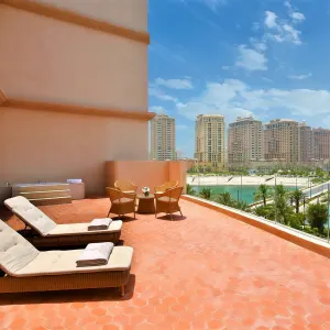 Marsa Malaz Kempinski, The Pearl in Doha:  Doha Marsa Malaz Kempinski - Deluxe Zimmer Pearl