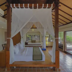 The Menjangan in Nord-Bali:  Indonesien Bali The Menjagan Beach Villa 