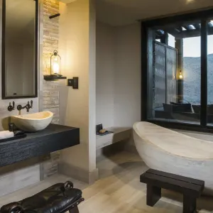 Alila Jabal Akhdar in Gebirge:  Jebel Akhdar Alila Jabal Akhdar Suite Badezimmer 