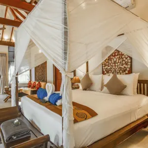 Koh Jum Beach Villas in Krabi:  Koh Jum Beach Villas Beachfront Villa