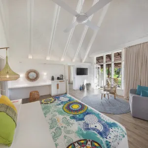 La Pirogue Mauritius in Süd | Südwesten:  La Pirogue Mauritius Deluxe Beach Family Bungalow