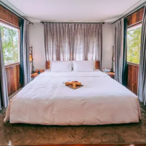 Villa Samadhi in Kuala Lumpur:  Malaysia Kuala Lumpur Villa Samadhi Luxe Crib Zimmer