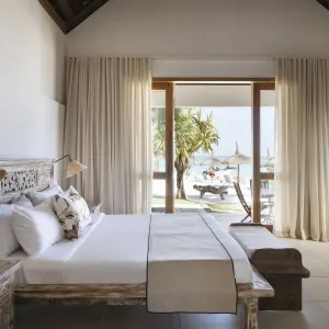 Constance Sakoa Boutik Mauritius in Nord | Nordwesten:  Mauritius Constance Sakoa Boutik - Deluxe Beachfront Suite