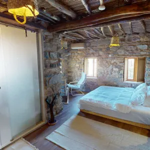 Hanging Terraces in Gebirge:  Oman Hanging Terraces - Wohnbeispiel