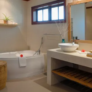 Hotel L`Archipel in Praslin:  Seychellen Hotel L Archipel Badezimmer