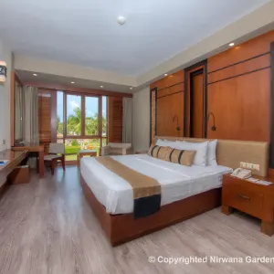 Nirwana Resort Hotel Bintan:  Singapur Nirwana Resort Hotel Bintan Premier Zimmer