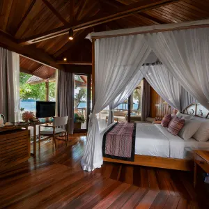 Gangga Island Resort & Spa in Manado:  Sulawesi Gangga Island Resort Minahasa Zimmer