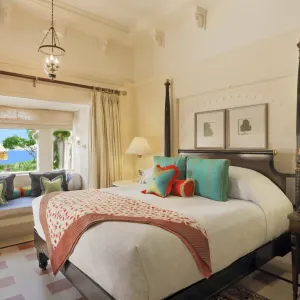 The Oberoi Udaivilas in Udaipur & Umgebung:  The Oberoi Udaivilas Premier Seeblick Zimmer