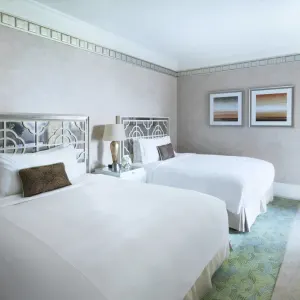 The Ritz-Carlton Abu Dhabi:  The Ritz-Carlton Abu Dhabi Grand Canal - Wohnbeispiel