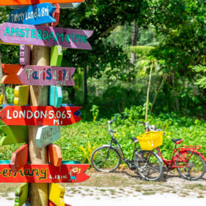 Bikes & Beaches La Digue in Praslin: Seychellen La Digue Schilder 