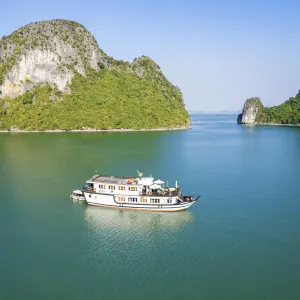 Faszinierende Halong Bucht mit Bhaya Premium, 2T/1N ab Hanoi: Vietnam Bhaya Legend