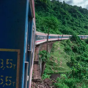Vietnam Individuell mit dem Zug ab Hanoi: Vietnam Hai Van Pass