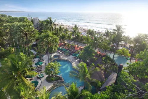 Legian Beach Hotel