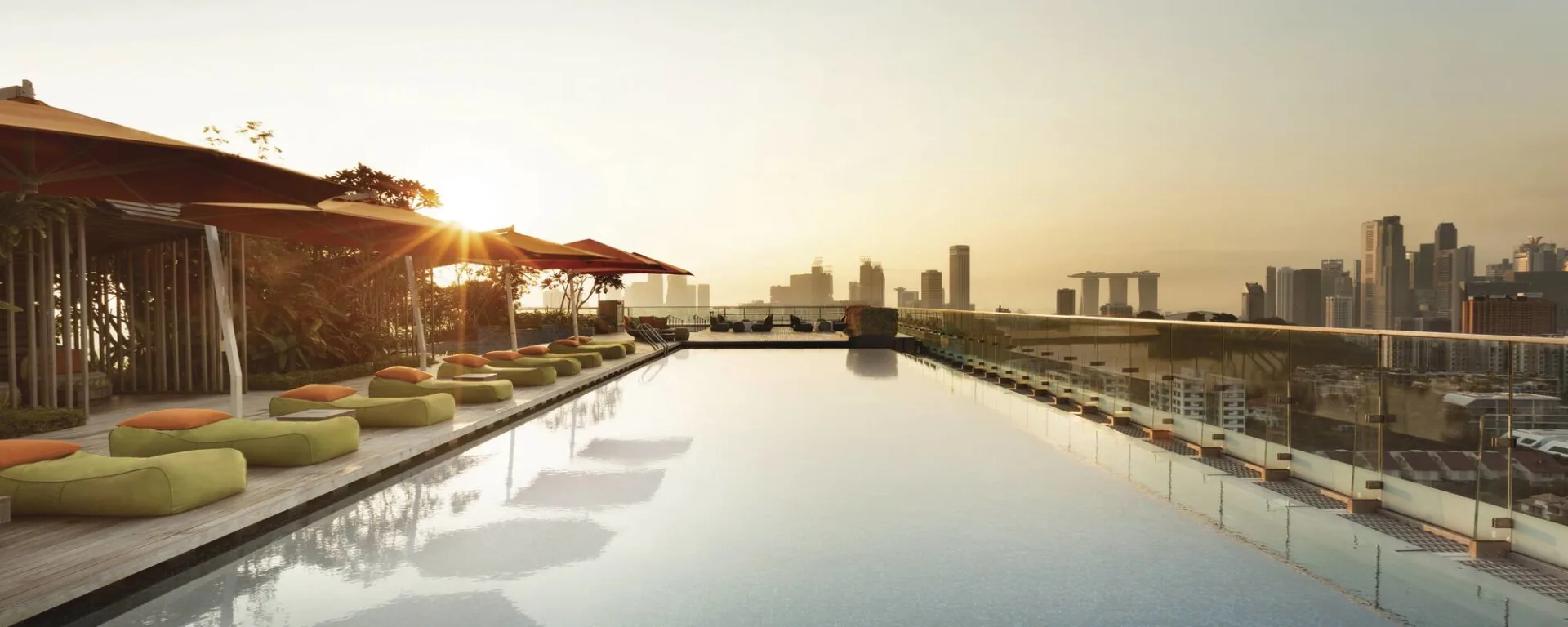 Jen Orchard Gateway in Singapur:  Jen Orchard Gateway Pool